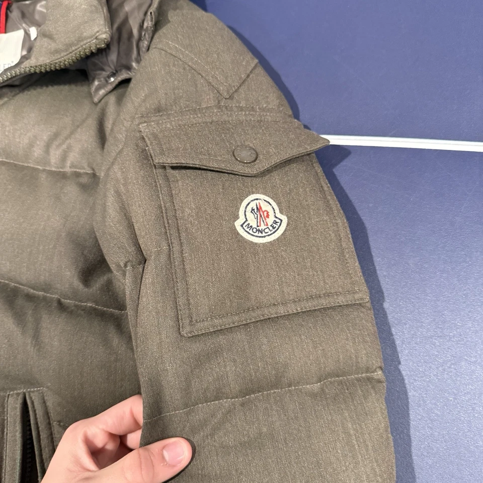 $2,750 RETAIL Moncler Montgenevre Virgin Wool Down Puffer Men 2/M Olive + Grey - Image 2 of 4