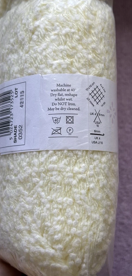 Sirdar Snuggly Snowdrops Chunky Yarn 5x 50g Balls Lemon/White Shade 0352 - Image 4 of 4