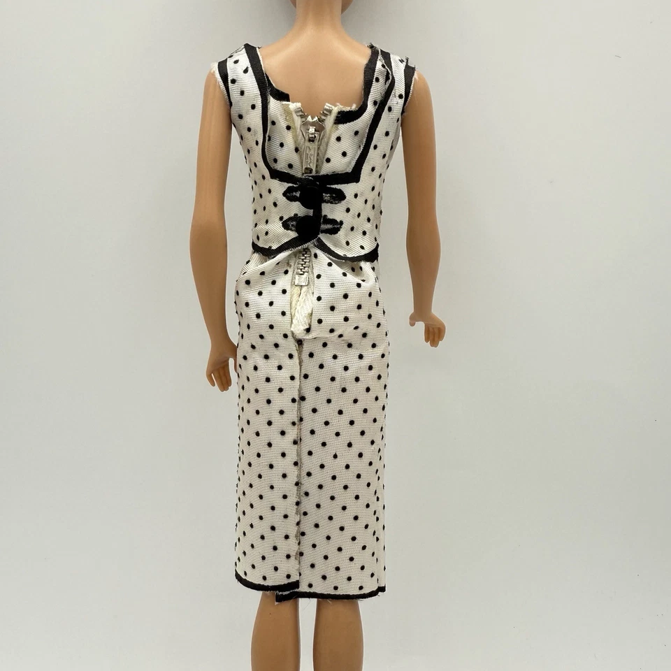 Vintage Barbie Sew Free Day N' Night #1723 Necklace Dress Purse Jacket Belt - Image 3 of 4