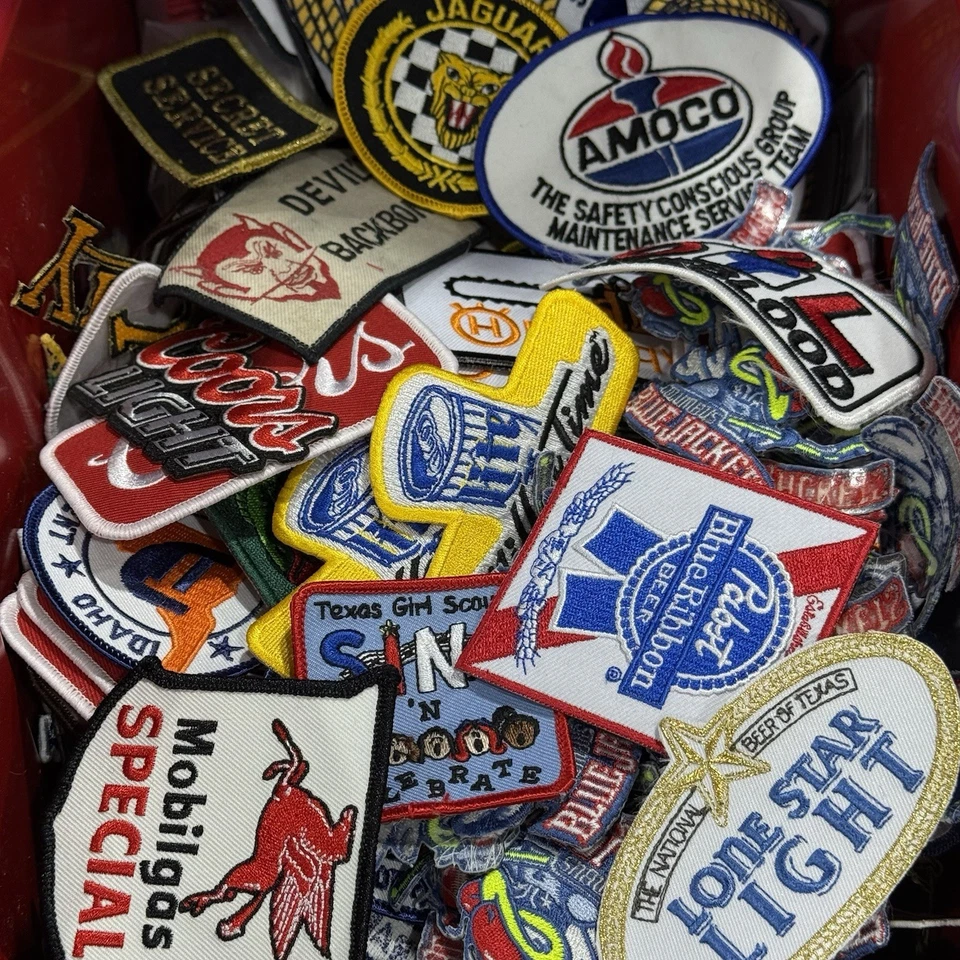 125pcs lot Random Mix Sew-on Iron on Patches Fashion Embroidered Patch 125 - Image 2 of 4