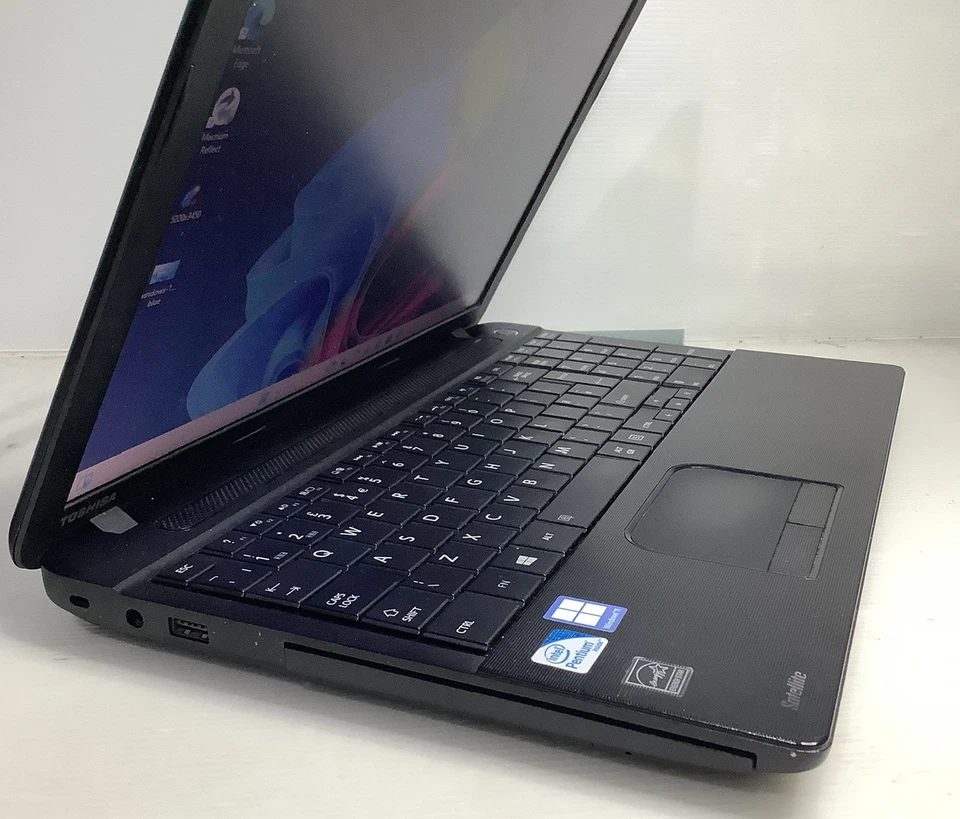 Toshiba Satellite C50-A-15L,INTEL PENTIUM@2.40GHz,8GB RAM,128GB SSD,WIN 11 (23H2 - Image 3 of 4