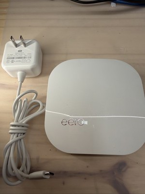 eero Pro 2nd Generation AC Tri-Band Mesh Router - White B010001  