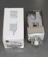 Allen-Bradley 700-HA32A1-4/D Relay                                        Loc4E7