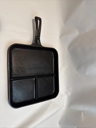 Wagner Ware Sidney O Bacon Egg Cast Iron Square Skillet Vintage Model #1101D