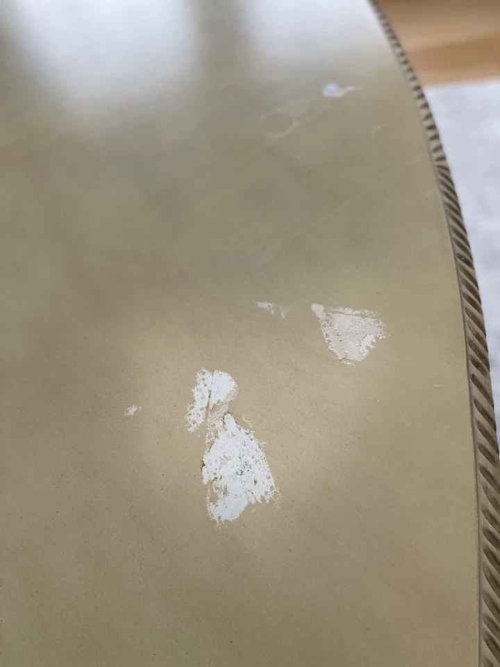 Juego de comedor de siete piezas madera maciza ligeramente usada muy pesada, sin mascotas humo fr Foto 2 de 4