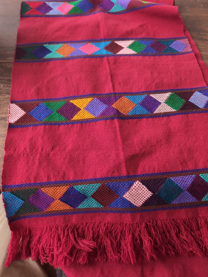 VTG Handmade Woven Wool Peruvian South American Style Table Runner - Image 2 of 4