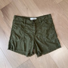 The Great Utility Shorts The Army Green Flower 4  Inseam Women's 28
