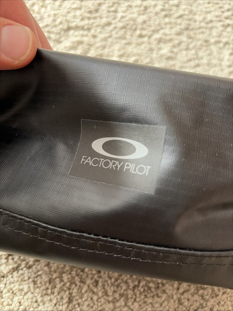 Oakley Factory Pilot Toiletry Bag Case Travel Accessories | eBay