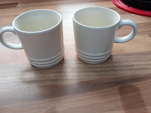 LE CREUSET 3 x Espresso Coffee Mugs. Colour 2 Pearl 1 Red. VGC - Picture 2 of 11