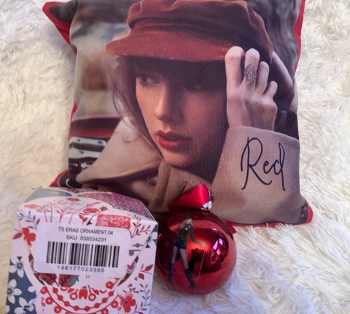 Taylor Swift Reputation 1989 Liebhaber rot Ornament Ball KISSEN NICHT ENTHALTEN - Bild 14 von 19