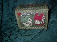 Susan Winget Christmas Winter Wonder Salt & Pepper Set-new-cardinals Susan Winget Christmas Winter Wonder Salt & Pepper Set-new-cardinals