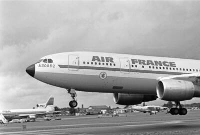 Air France Airbus A300 B2 F-WUAA demonstration flight during the S- Old Photo