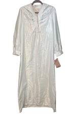 Vtg Barbizon Robe Housecoat White Medium Applique Silky Poly-cotton Blend