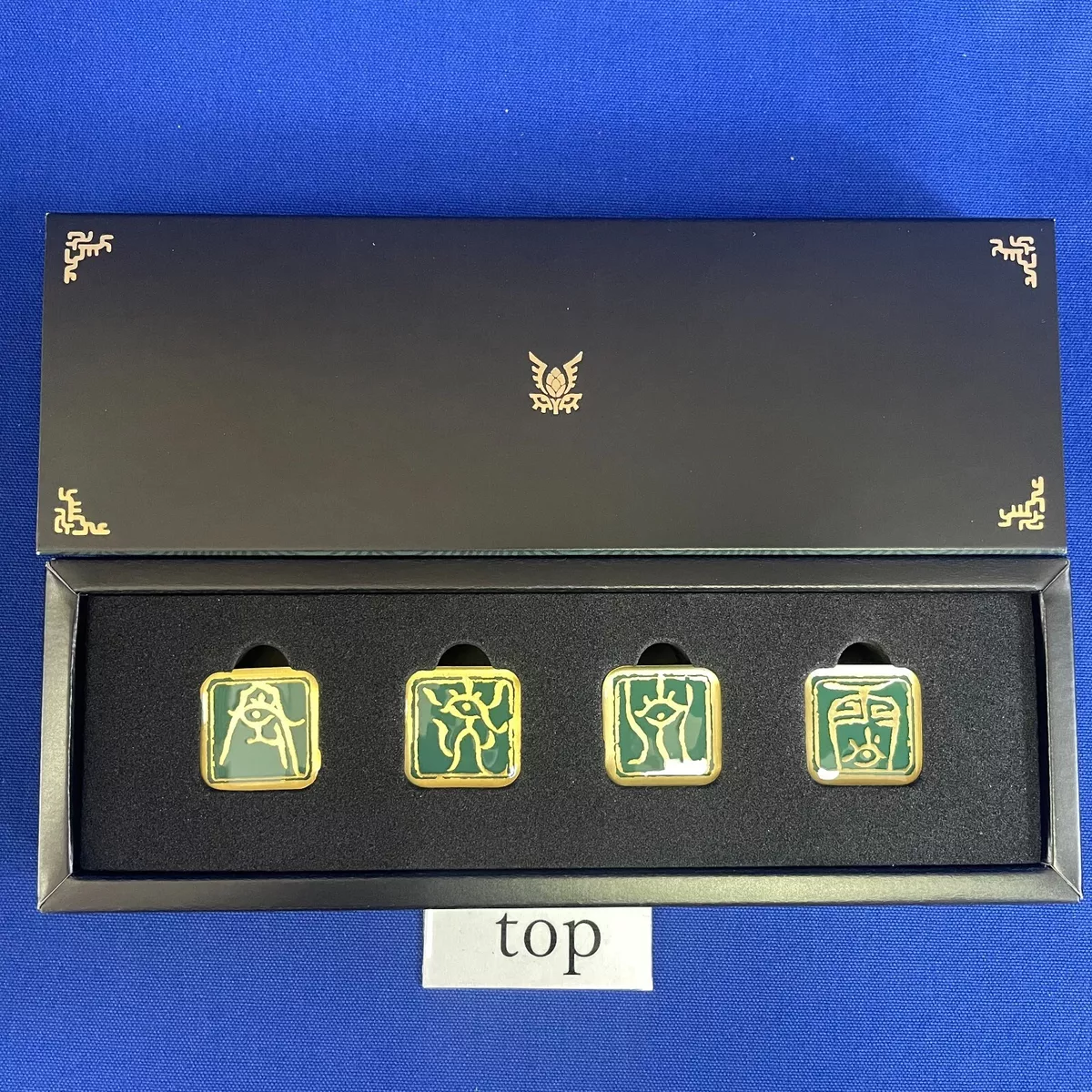 Deluxe Pin Collector Display Box - 8 x 6 x 2