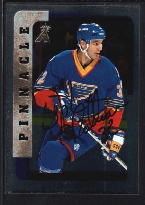 STEPHENE MATTEAU 1998/99 BAP BE A PLAYER ON CARD AUTOGRAPH BLUES SP