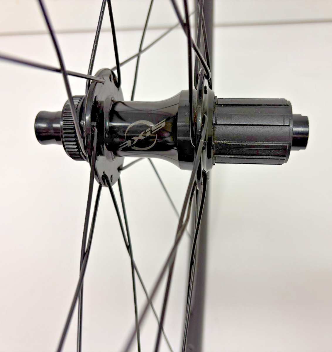 Specialized Axis Elite 24-Spoke Aluminum Disc Brake Thru Axle 700C