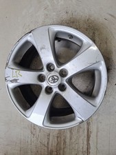 2011-2020 Toyota Sienna Wheel 17x7 Alloy 5 Spoke W Cap Oem 2011-2020 Toyota Sienna Wheel 17x7 Alloy 5 Spoke W Cap Oem