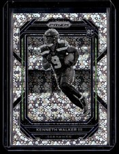 2022 Panini Prizm Black and White Disco Kenneth Walker III Rookie Seattle
