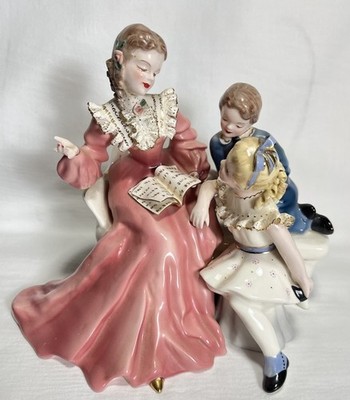Florence Ceramics  Story Book Hour   With Boy & Girl