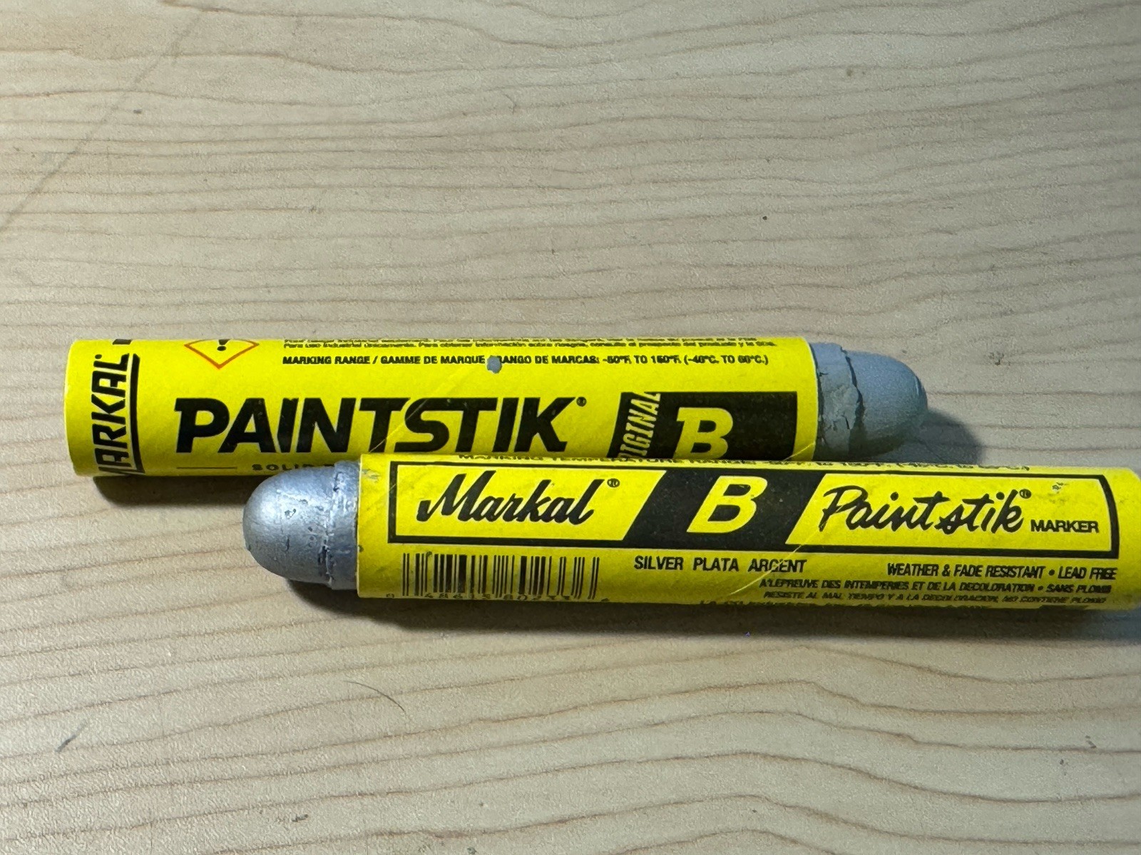 For All Surfaces: Grey & Metalic Silver