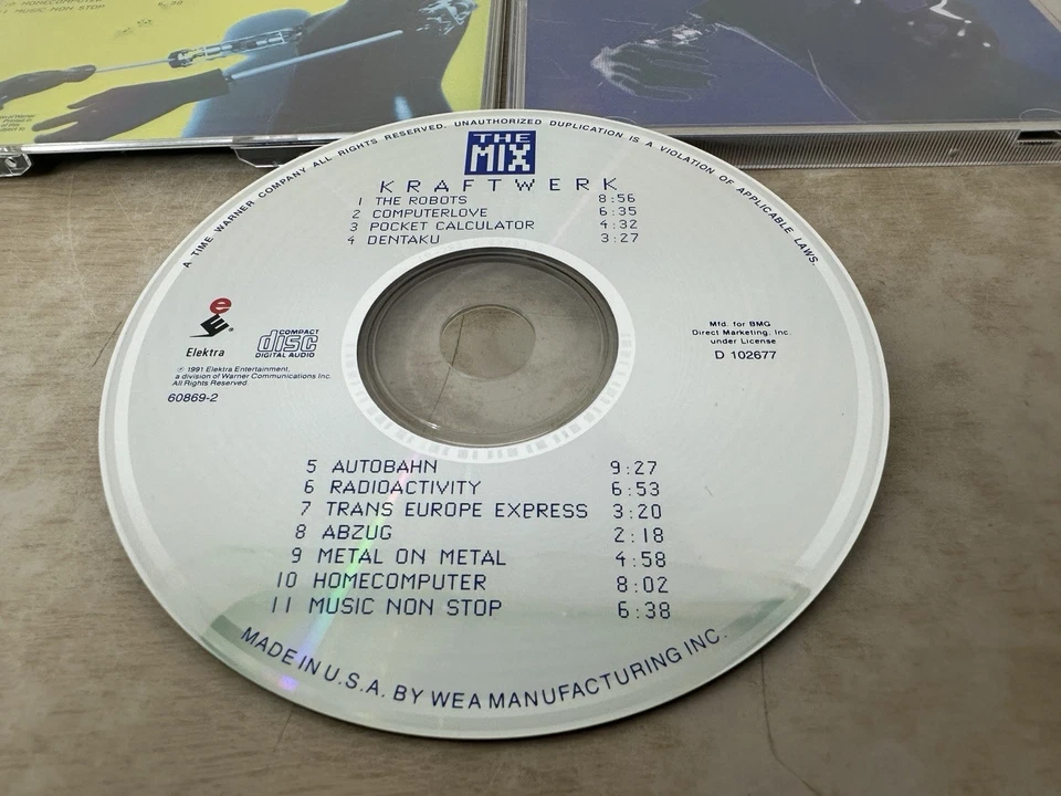 Kraftwerk - микс - компакт-диск - 1991 Elektra 60869-2 - США BMG клуб издание D 102677 - Изображение 2 из 4