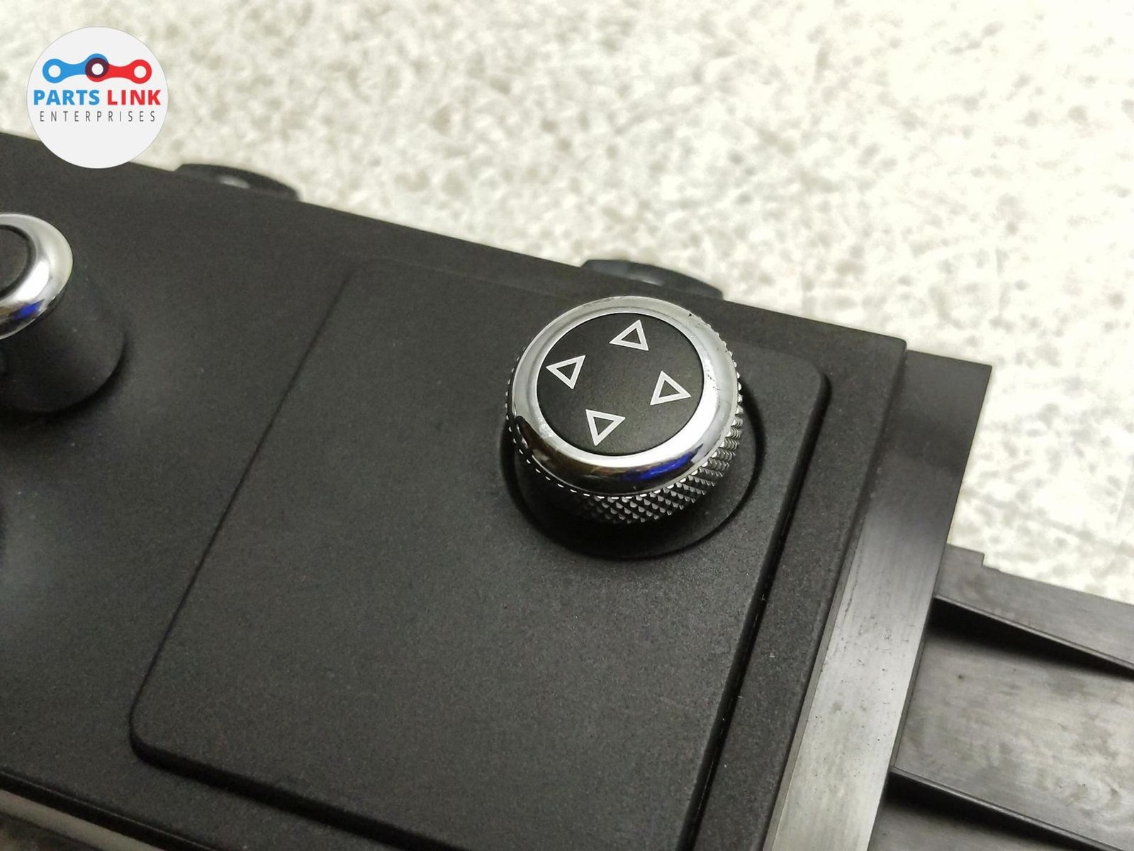 16-20 BENTLEY BENTAYGA FRONT RIGHT SEAT SWITCH ADJUST CONTROL BUTTONS PASSENGER