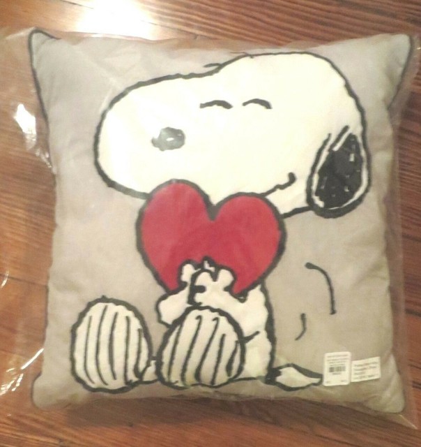 Pottery Barn Peanuts Snoopy Valentines 16 Complete Pillow Gray