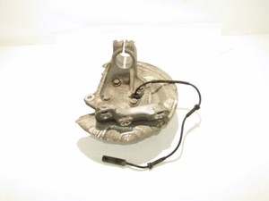 BMW 1 E82 E88 2011 Radnabe Achsschenkel Vorne L. Front Left WHEEL HUB KNUCKLE