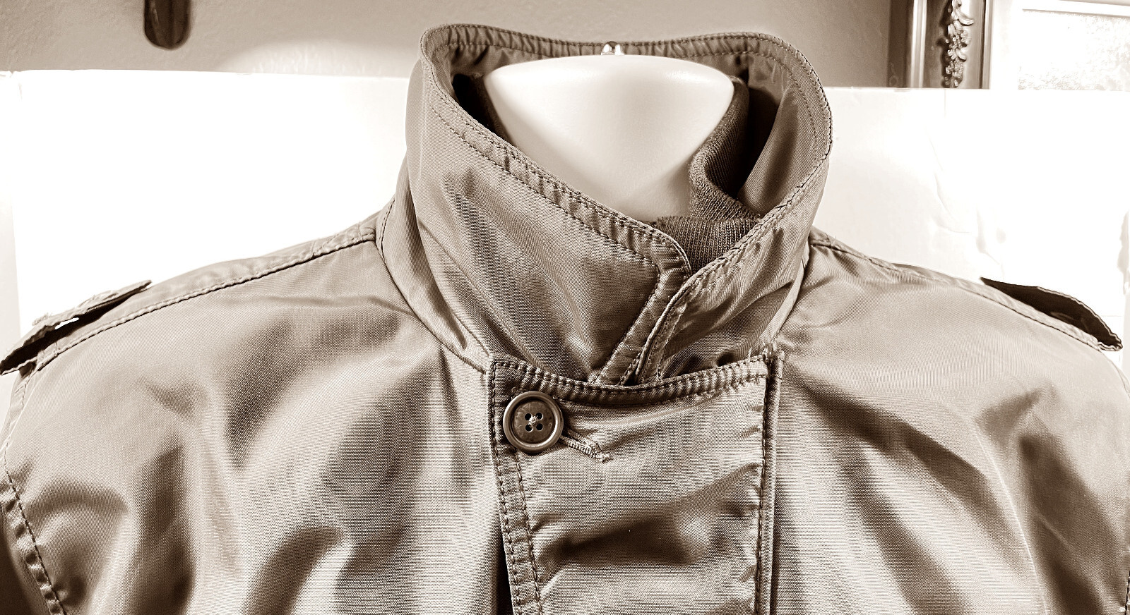 Gap Full Zip and Button Front Closure Cowlneck Ut… - image 10
