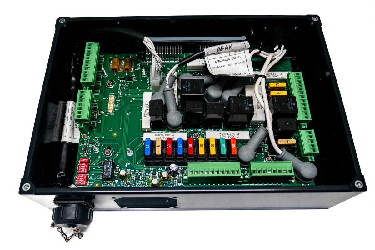 FPT 5801998621 Interface Box for EDC17CV41 Engine | eBay