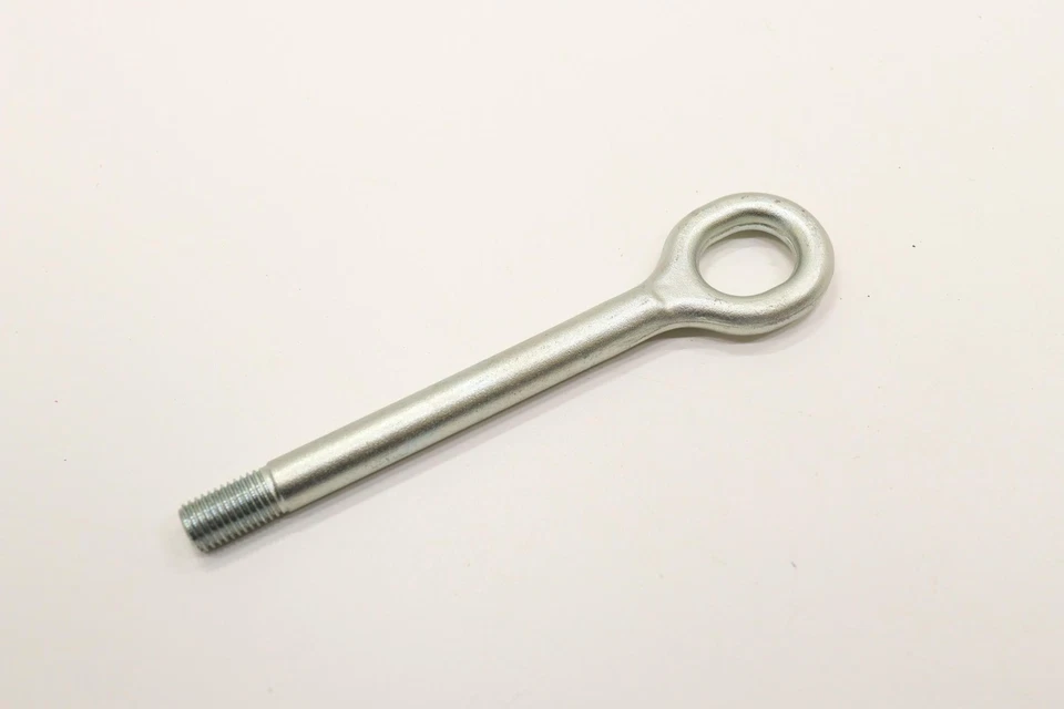 Parachoques trasero Alfa Romeo Stelvio 2018-2025 remolque gancho de ojo OEM Foto 2 de 4