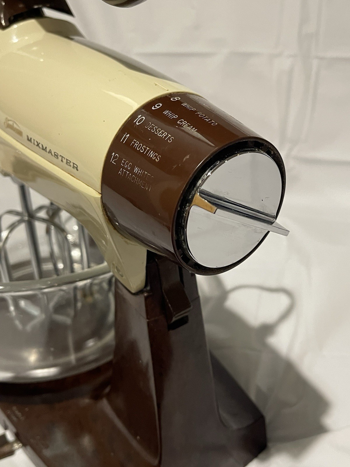 VINTAGE SUNBEAM VISTA DELUXE MIXMASTER 12 Speed Mixer w/ Bowls Dough Hooks -9gw