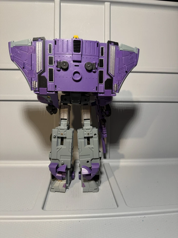 DX9 D05 Chigurh Astrotrain Triple Changer MP Scale - Image 2 of 4