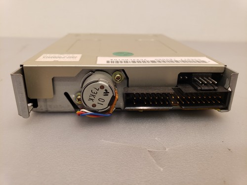 Vintage Newtronics Mitsumi D359T7 3.5” 1.44MB Floppy Disk Drive FDD **R+W Tested - 第 2/3 張圖片