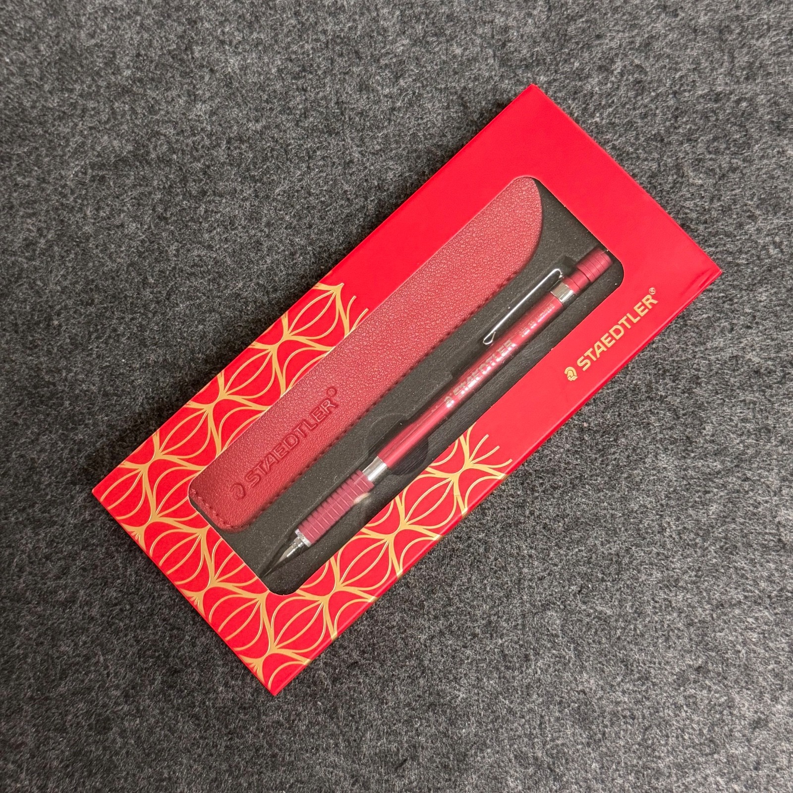 Rare Staedtler 925 35 Mechanical Pencil 0.5mm Red + Leather Case 92535-05NW R