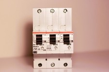 ABN XHA335-5 Przełącznik Shu 35A 3-biegunowa szyna kapelusza, nowa, rozpakowana