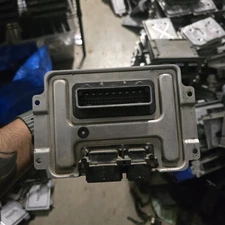 2006 Dodge Charger Magnum 300 BCM Body Control Module Computer P04692028AL