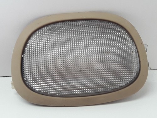 Chrysler Voyager 1997 Sonstige Innenraumbeleuchtung 04685242 GUST13556