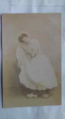  Antike Postkarten, Echtfoto, eine junge Braut,1910er Jahre,muss vor 1918 sein