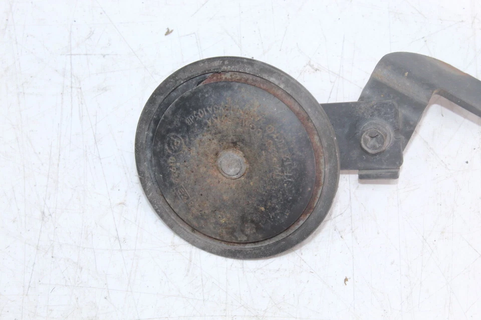 01-13 Suzuki Gsxr600 sinal de buzina 38500-08f10 - Imagem 2 de 4