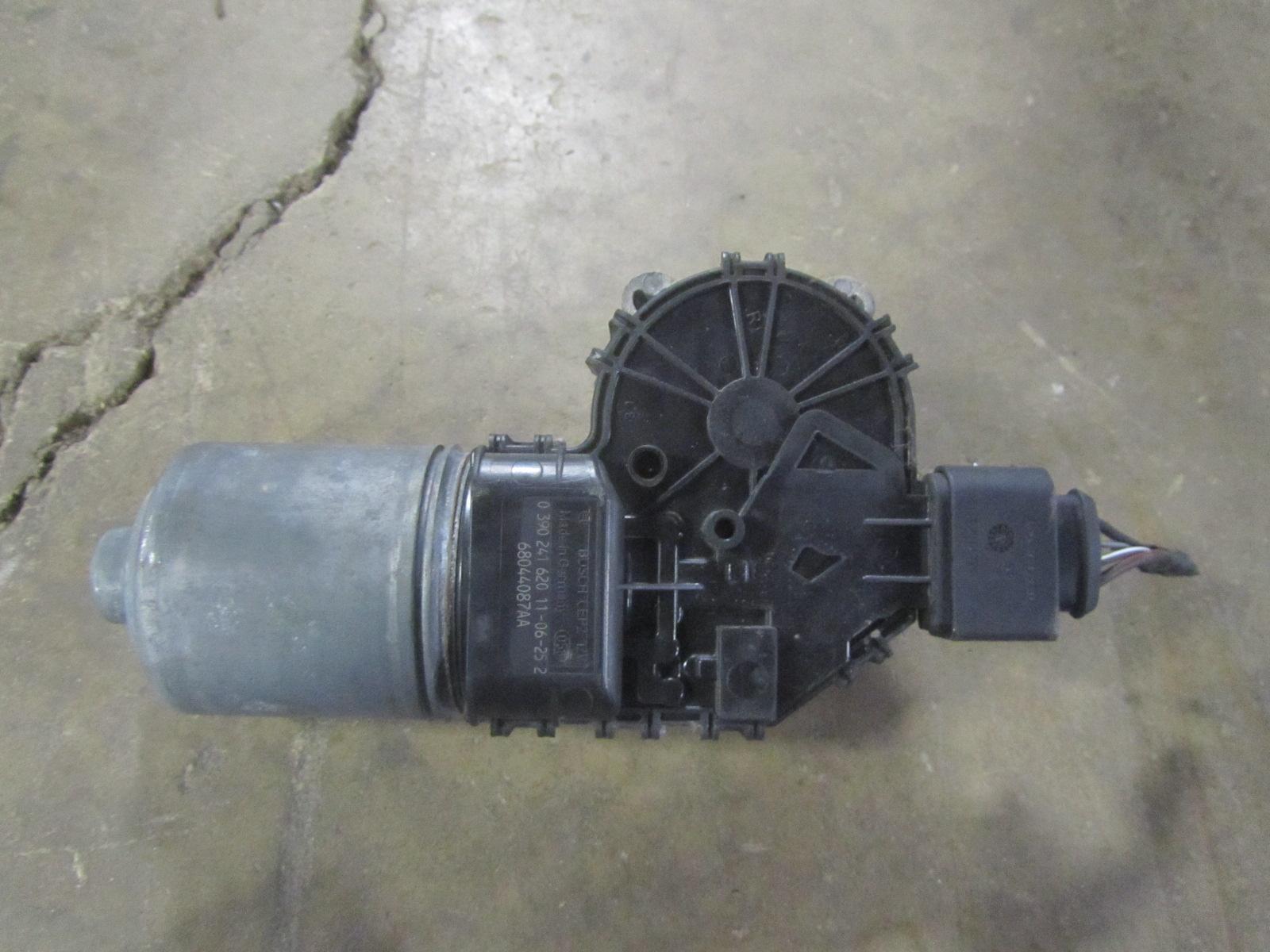 1114 CHRYSLER 200 SEBRING AVENGER Windshield Wipers Wiper Motor