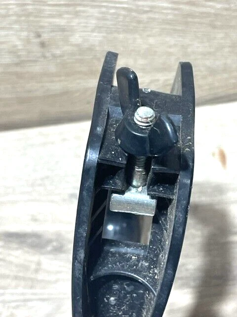 Weed Eater FeatherLite  SST25 HO String Trimmer Handle - Image 2 of 4