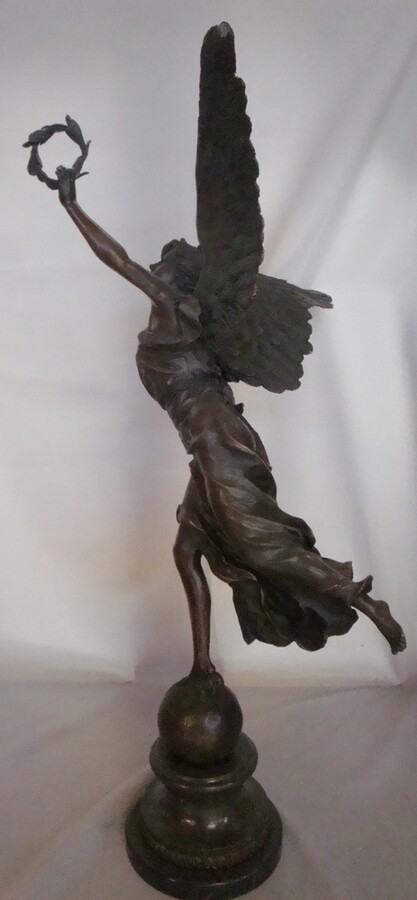 Picture 2 of 8