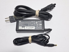 HP DV2000 DV6000 DV9000 65W PA-1650-02H AC adapter Charger 380467-001 381090-001