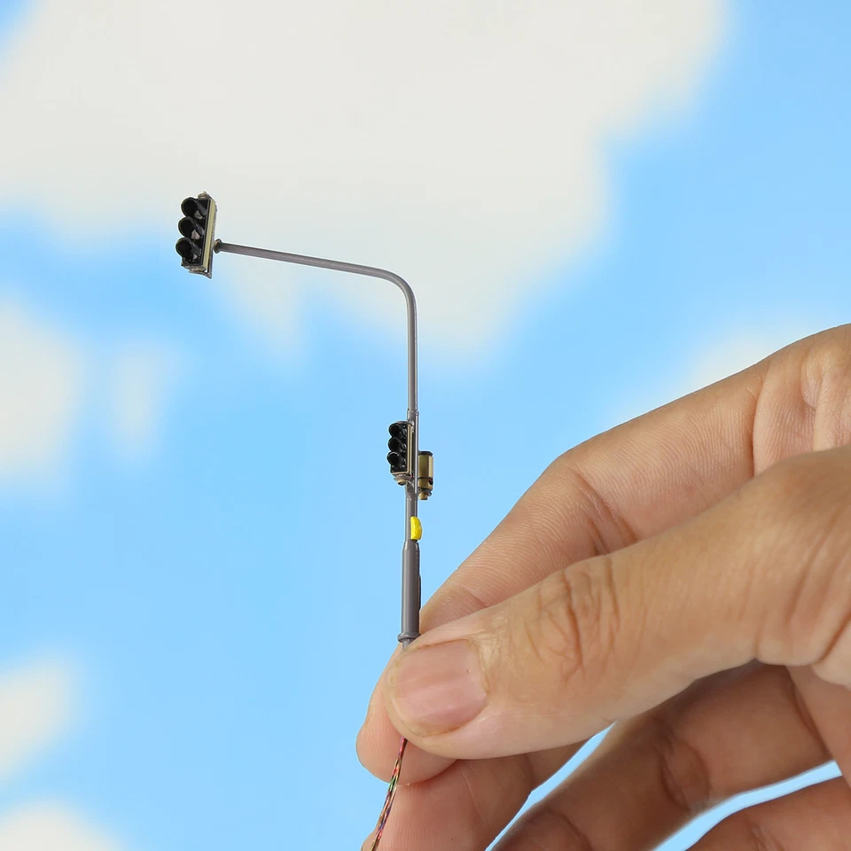 2 Stück Spur N 1:160 Modell Verkehrsampel Mit Fußgangampel Signal LED Lampe - Bild 4 von 4