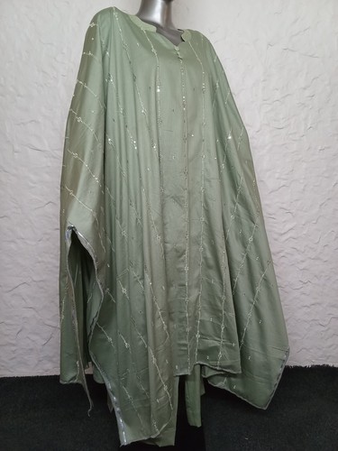 Embroidered Grace: Women's Glazed Cotton Kurti Set - Picture 10 of 20
