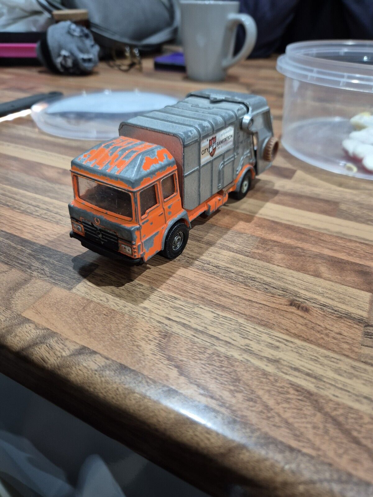 Picture 2 of 4