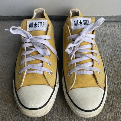 converse yellow dirty
