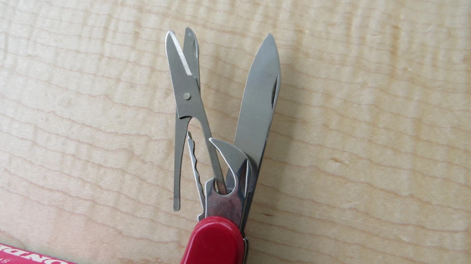 神奇刀多工具瑞士陆军型剪刀螺丝刀文件 12 工具复古 — 第 4/4 张图片