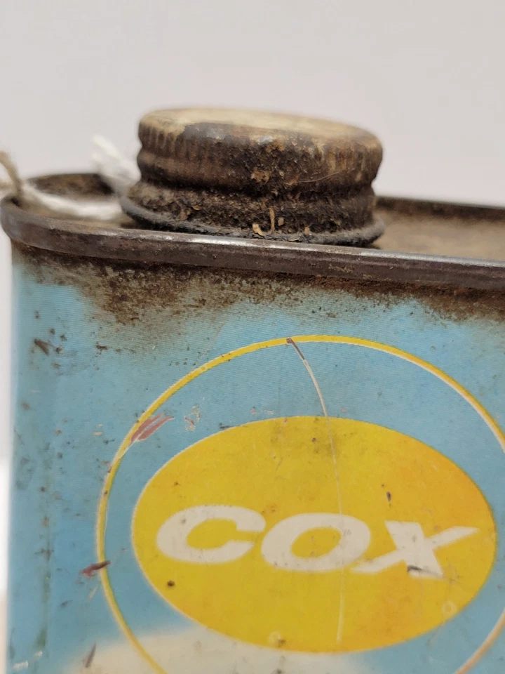 COX THIMBLE DROME AIRPLANE EMPTY GLOW FUEL CAN  - Image 3 of 4